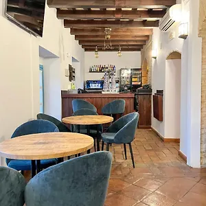 https://hotel-servilia.es-andalucia.com
